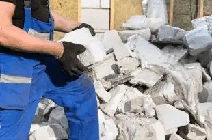 Derribo de casa antigua realizado por Derribos Hijedo en la provincia de Burgos